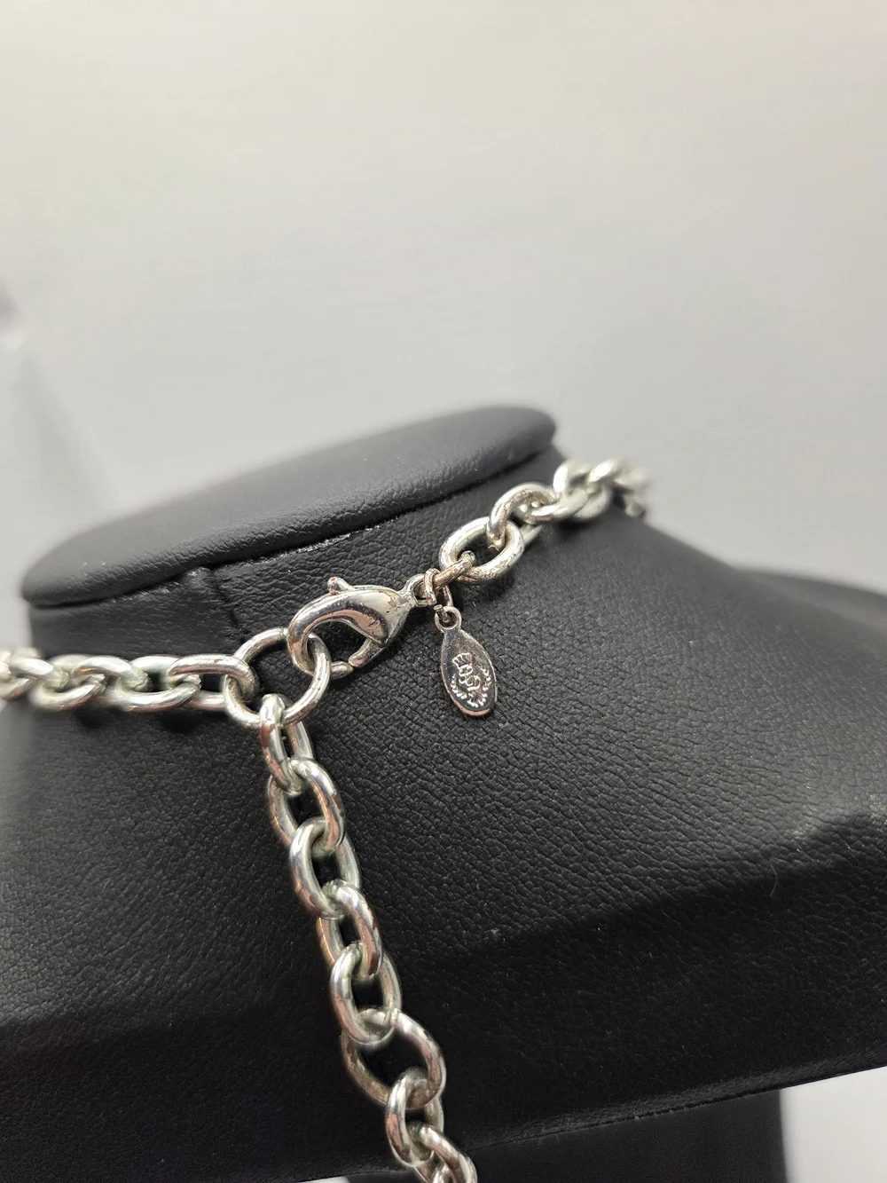 1570. Vintage Premier Design Cluster Necklace